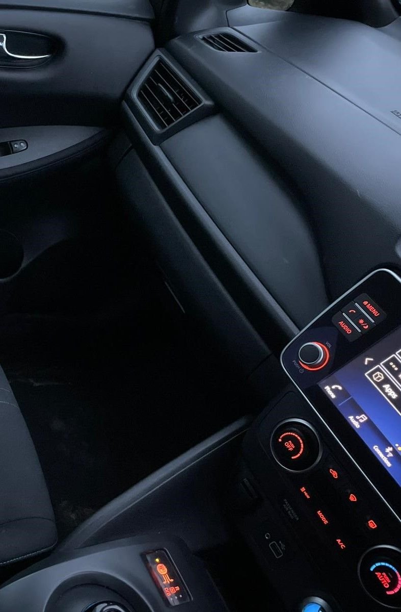 Used Nissan Leaf 2022 for sale - 77369127: Photo 30