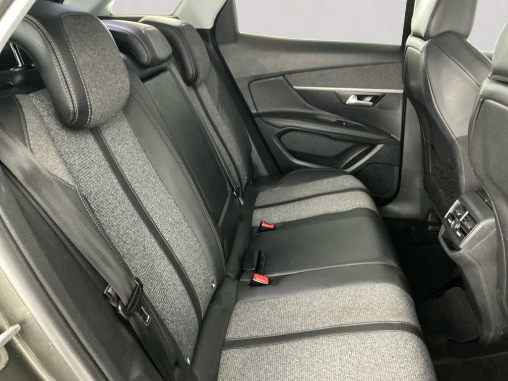 Used Peugeot 3008 2018 for sale - 77521200: Photo 33