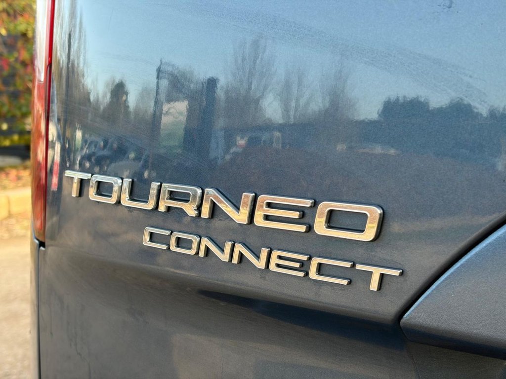 Used Ford Grand Tourneo Connect 2021 for sale - 77771027: Photo 37