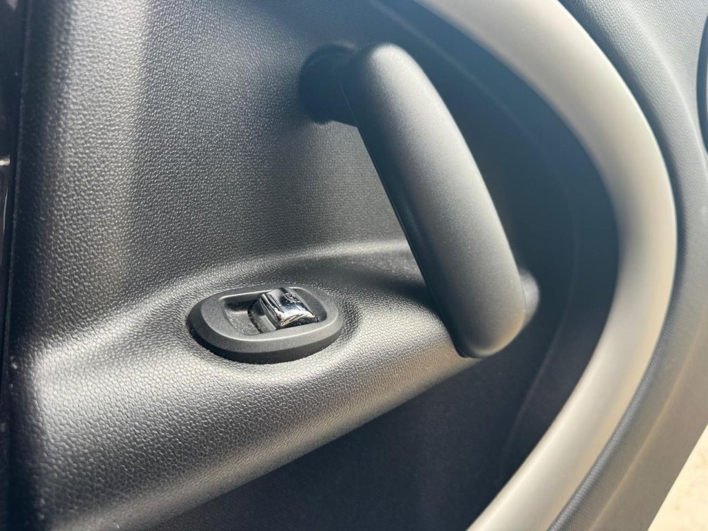 Used MINI Countryman 2016 for sale - 77627389: Photo 31