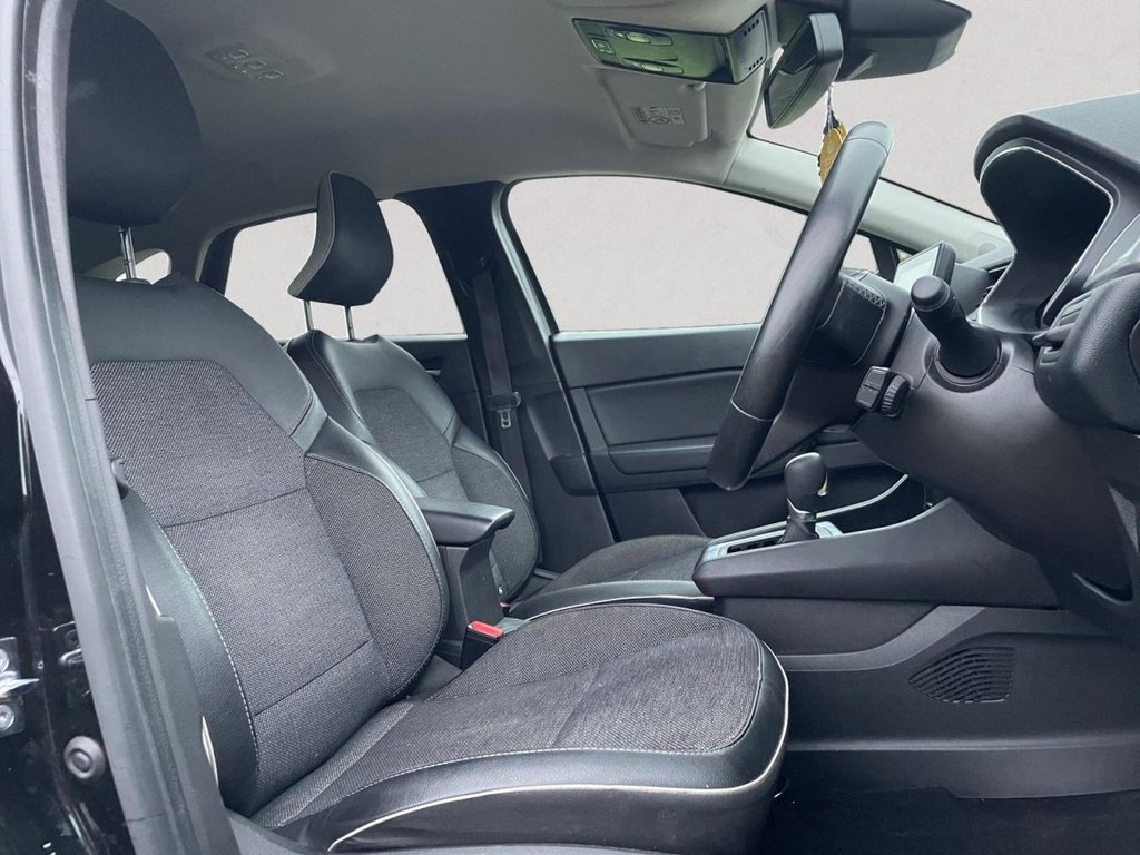 Used Renault Captur 2023 for sale - 77369306: Photo 12