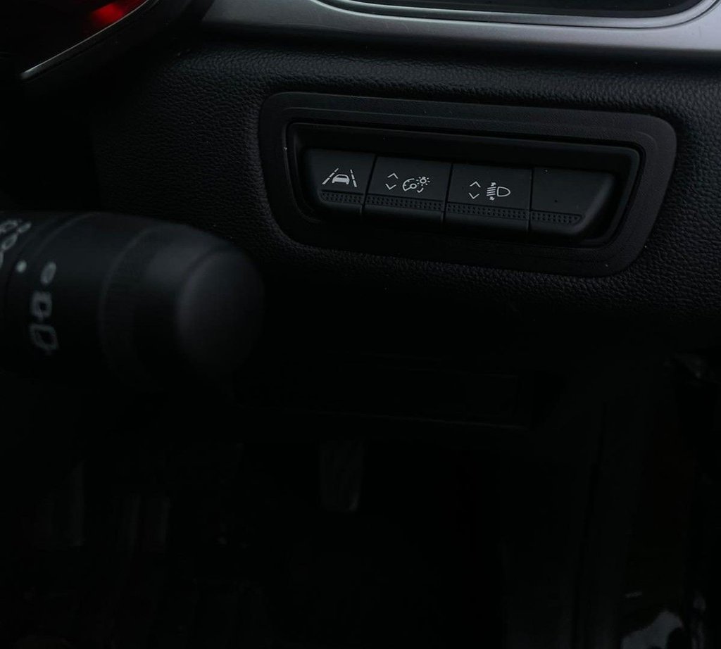 Used Renault Captur 2023 for sale - 77369306: Photo 28