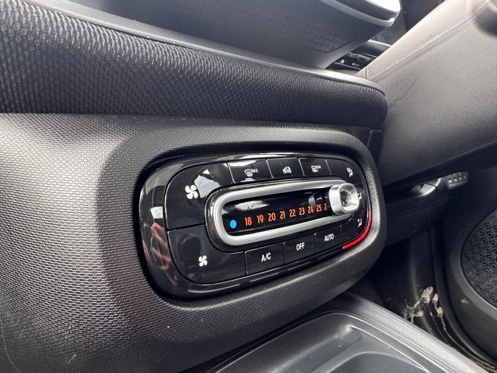 Used smart fortwo 2016 for sale - 77708850: Photo 28