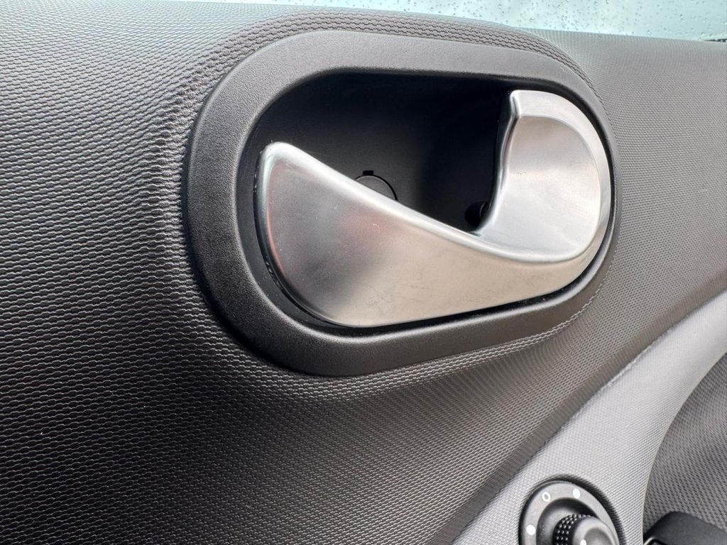 Used smart fortwo 2016 for sale - 77708850: Photo 38