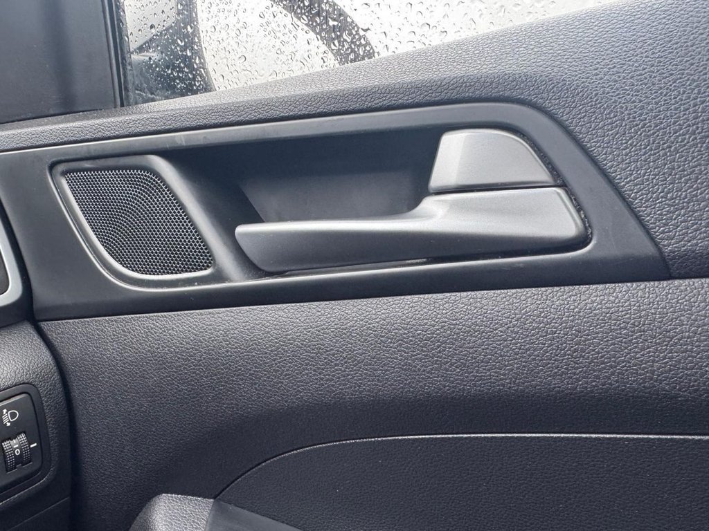 Used Hyundai TUCSON 2015 for sale - 77835330: Photo 32