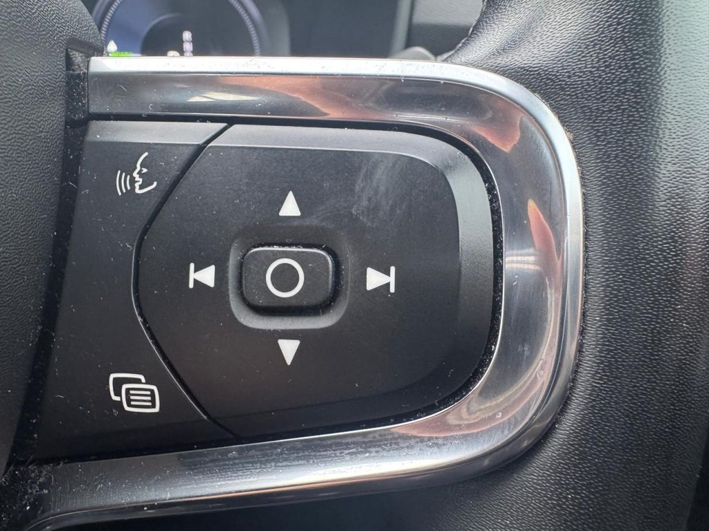 Used Volvo XC40 2022 for sale - 77436375: Photo 19