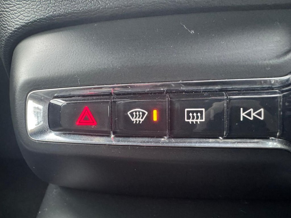 Used Volvo XC40 2022 for sale - 77436375: Photo 22