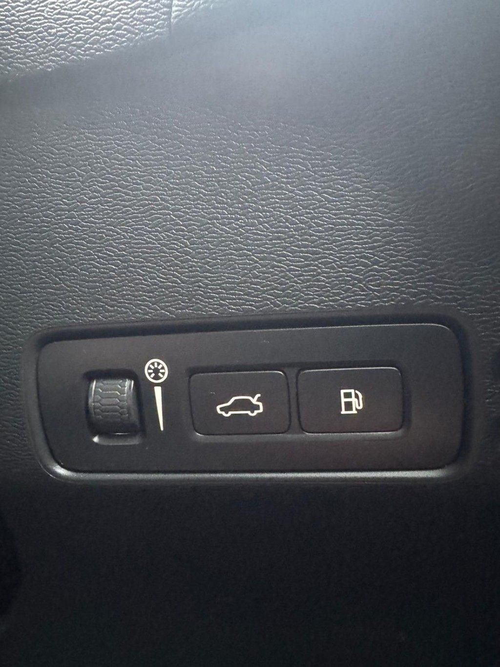 Used Volvo XC40 2022 for sale - 77436375: Photo 24