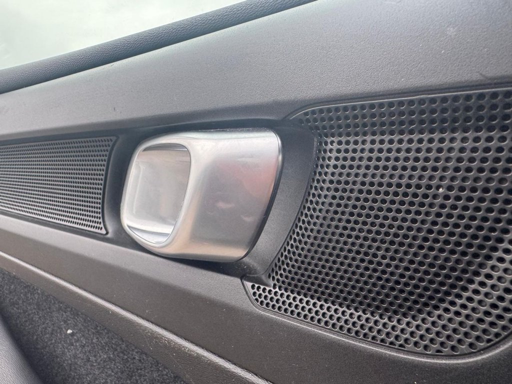 Used Volvo XC40 2022 for sale - 77436375: Photo 29