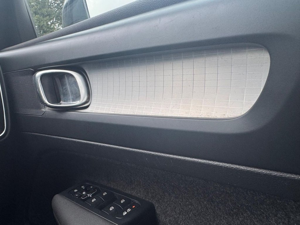 Used Volvo XC40 2022 for sale - 77436375: Photo 30