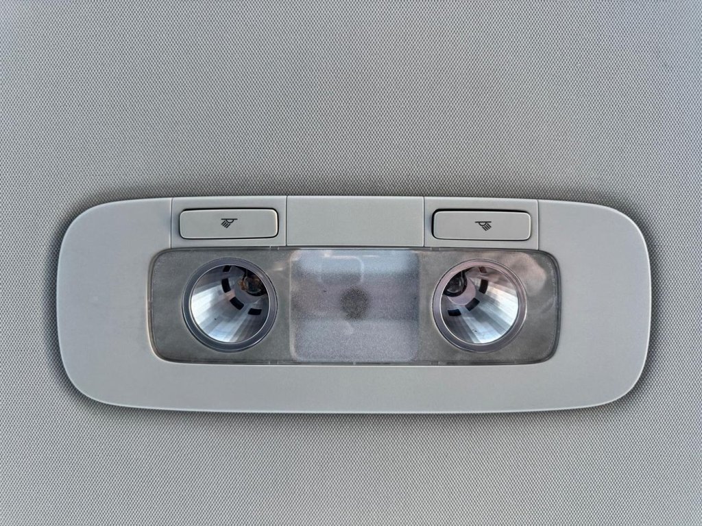 Used Volkswagen Golf 2011 for sale - 77983012: Photo 21