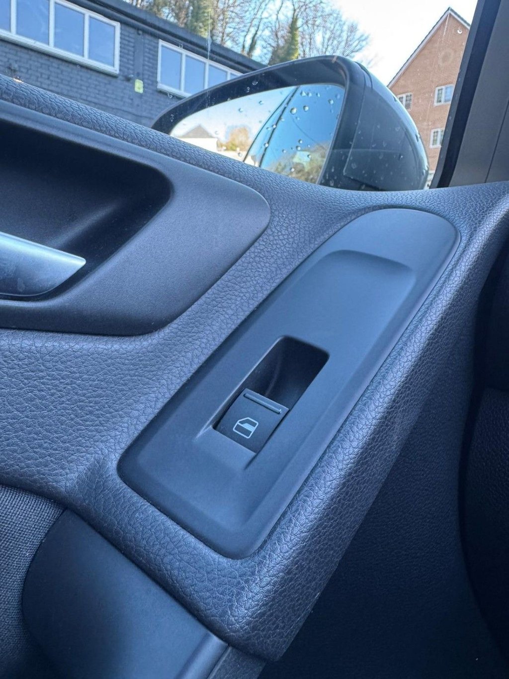 Used Volkswagen Golf 2011 for sale - 77983012: Photo 31