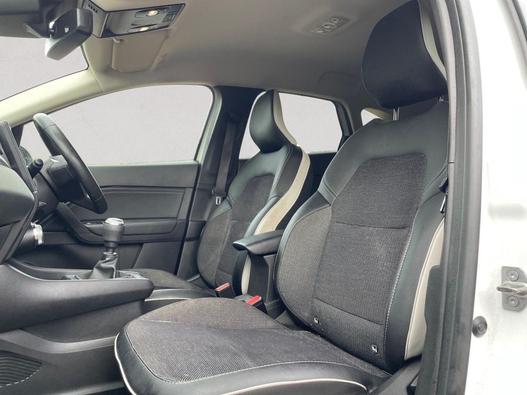 Used Renault Captur 2023 for sale - 77369339: Photo 12