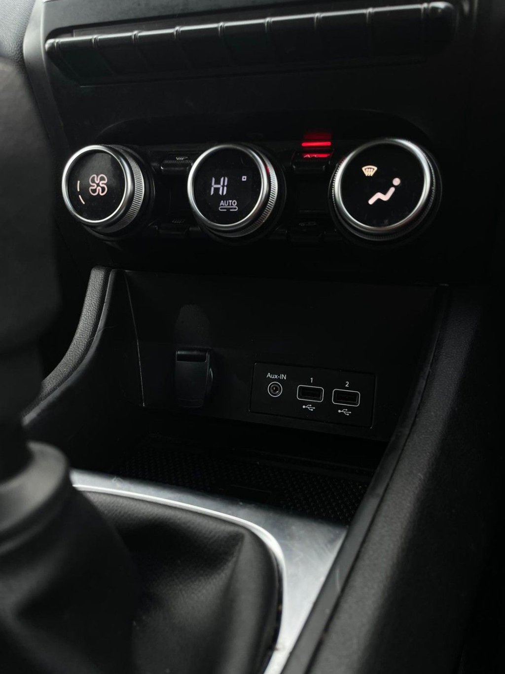 Used Renault Captur 2023 for sale - 77369339: Photo 28