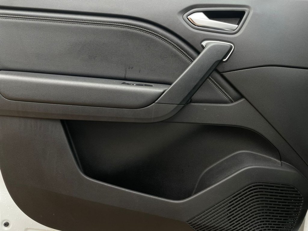 Used Renault Captur 2023 for sale - 77369339: Photo 41