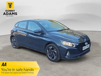 Used Hyundai i20 2023 for sale - 78351084: Photo