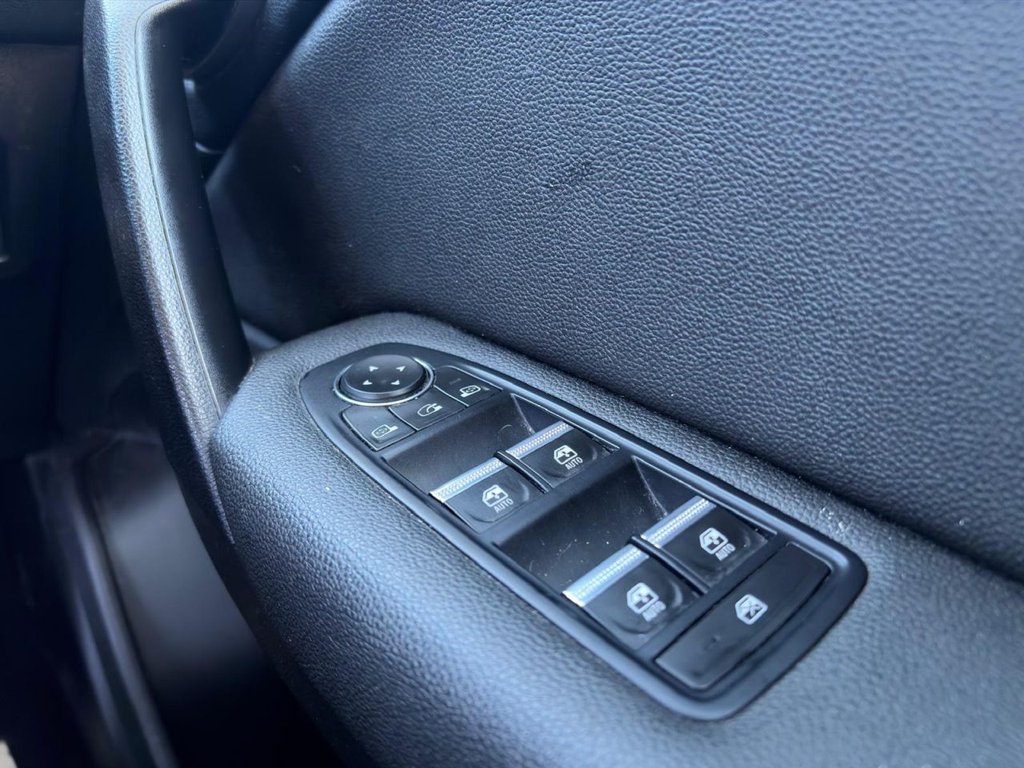 Used Renault Captur 2020 for sale - 77498518: Photo 27