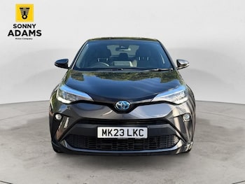 Used Toyota C-HR 2023 for sale - 78569706: Photo