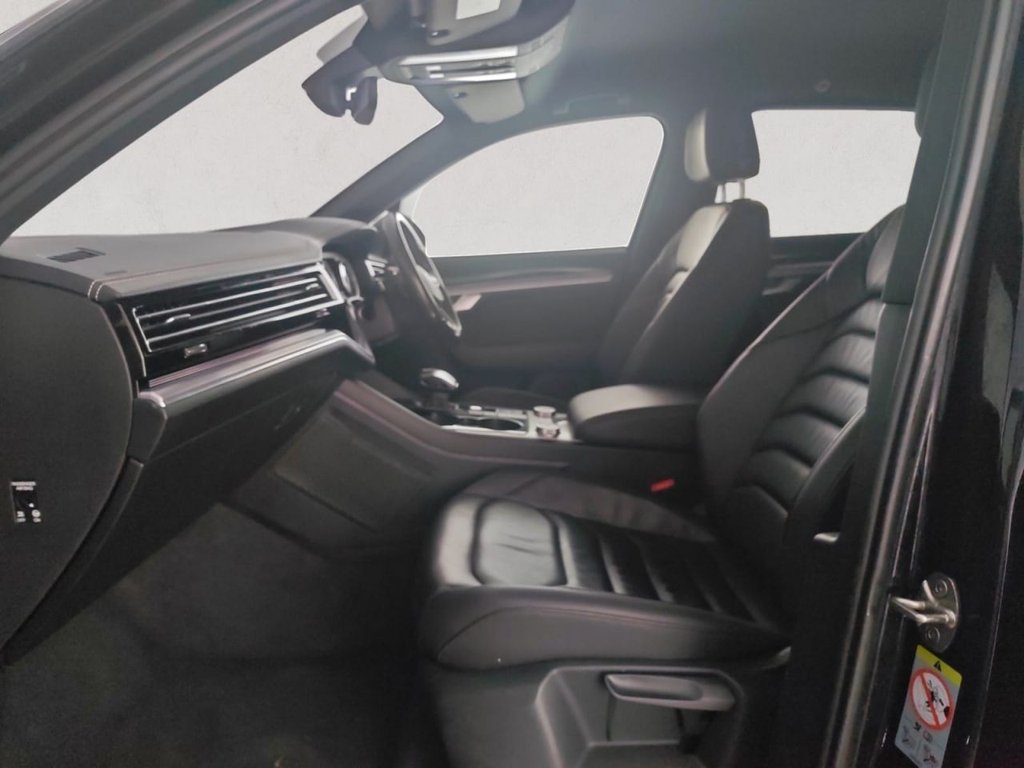 Used Volkswagen Touareg 2021 for sale - 77369208: Photo 15