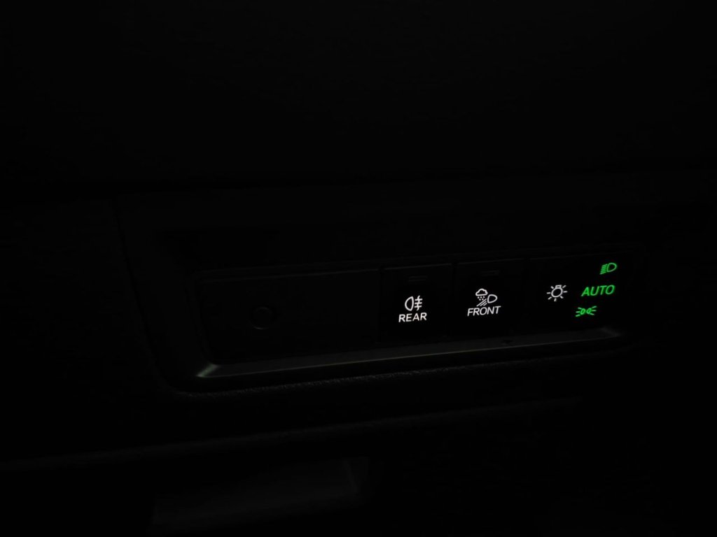 Used Volkswagen Touareg 2021 for sale - 77369208: Photo 50