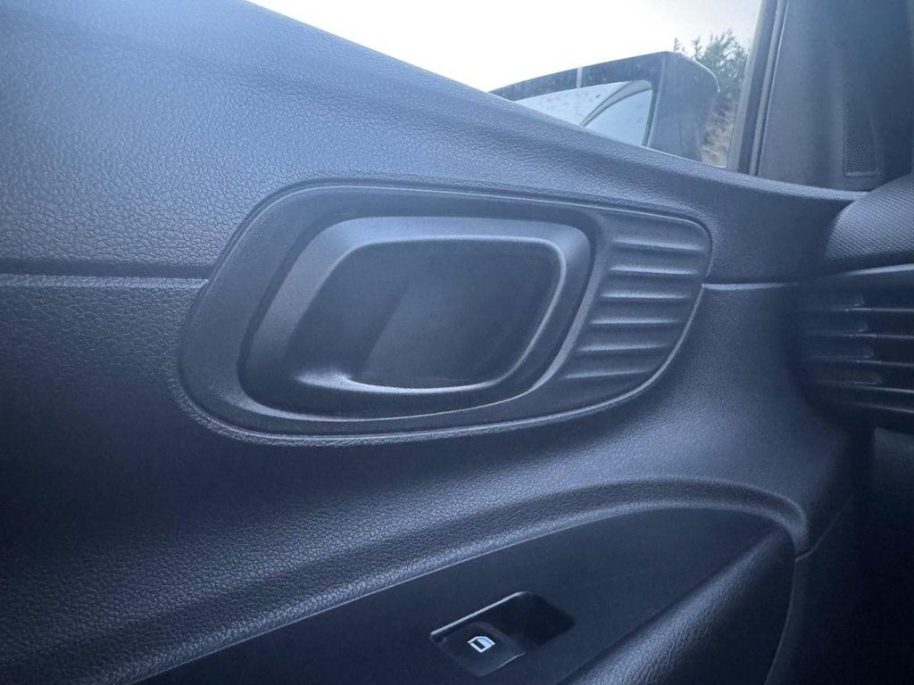 Used Hyundai i20 2023 for sale - 77685255: Photo 30