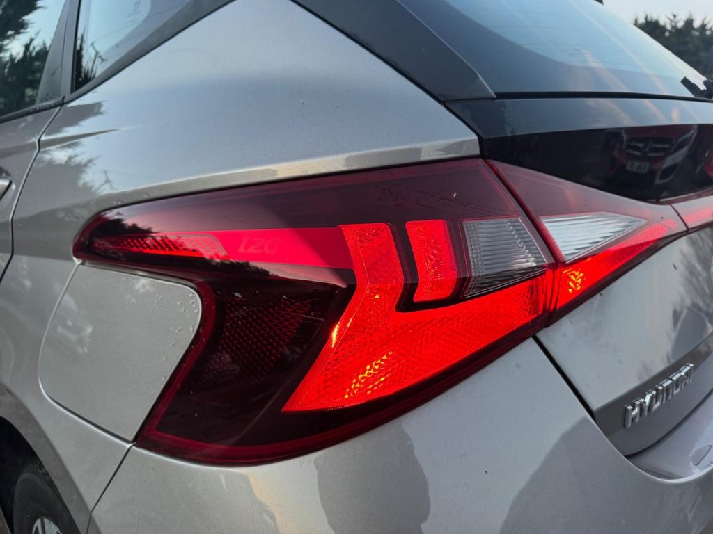 Used Hyundai i20 2023 for sale - 77685255: Photo 35