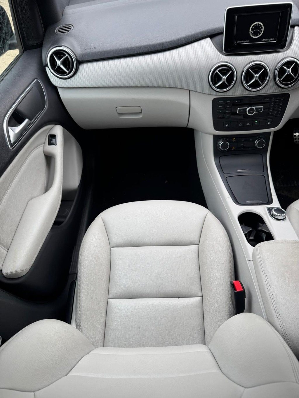 Used Mercedes-Benz B Class 2014 for sale - 78036310: Photo 37