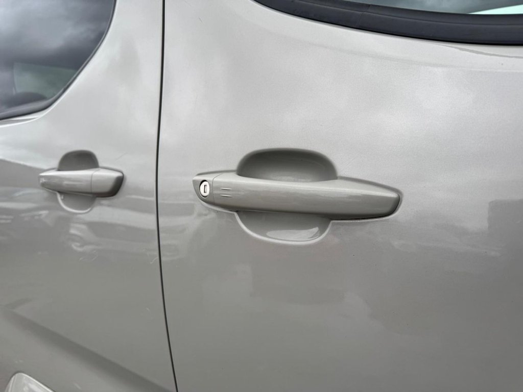 Used Vauxhall Combo Life 2020 for sale - 77697903: Photo 39