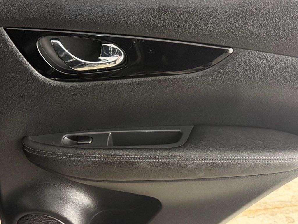 Used Nissan Qashqai 2017 for sale - 77879925: Photo 15