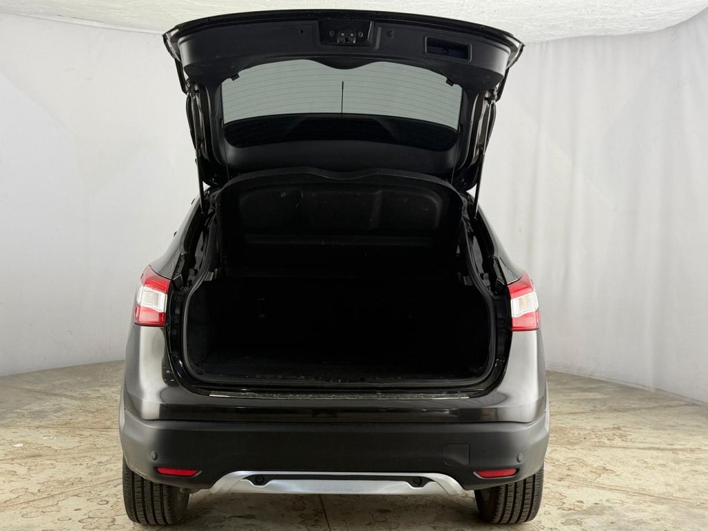 Used Nissan Qashqai 2017 for sale - 77879925: Photo 43