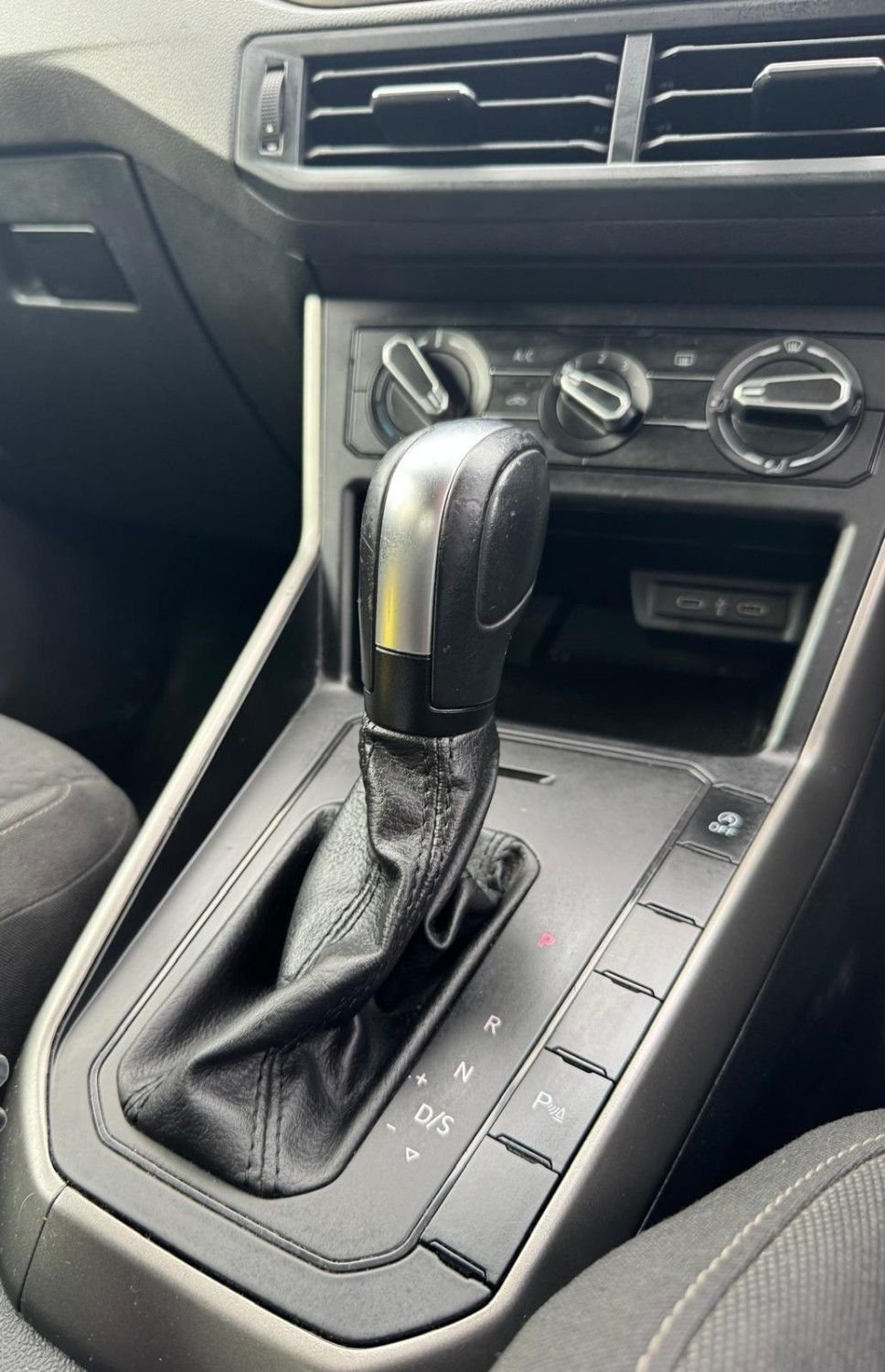 Used Volkswagen Polo 2021 for sale - 77835381: Photo 25