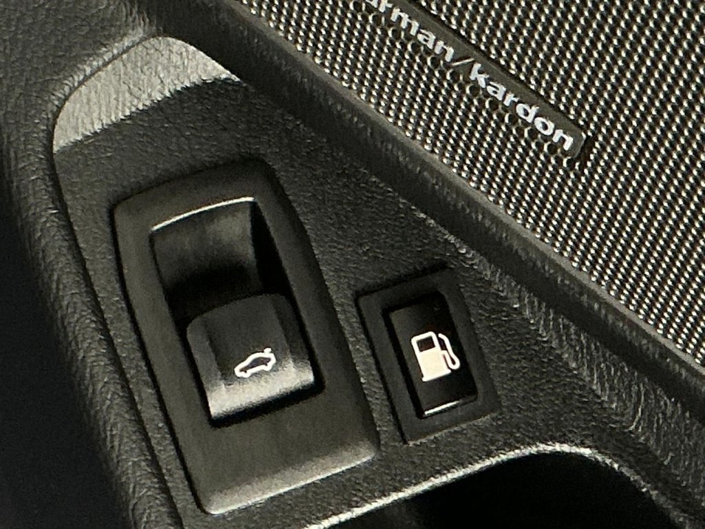 Used BMW 3 Series 2019 for sale - 77401352: Photo 48