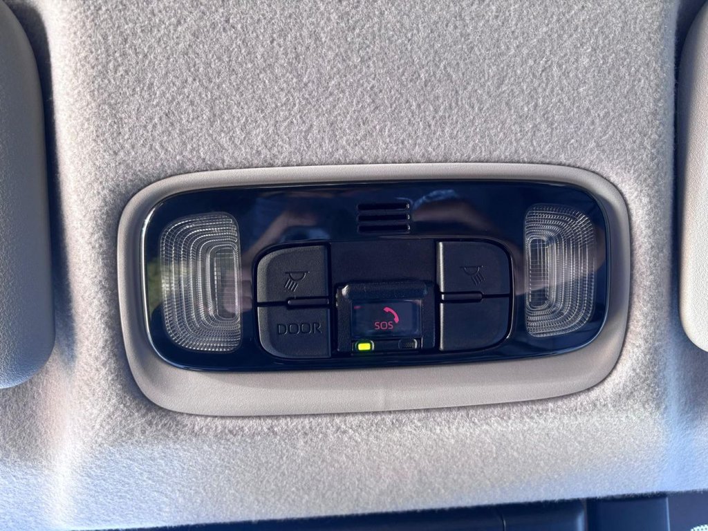 Used Toyota Yaris 2024 for sale - 77369245: Photo 32