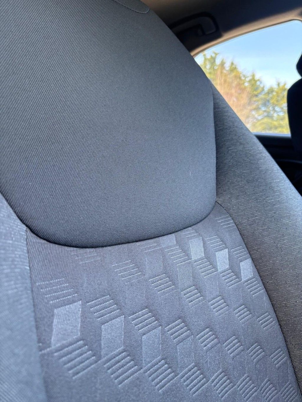 Used Toyota Yaris 2024 for sale - 77369245: Photo 40