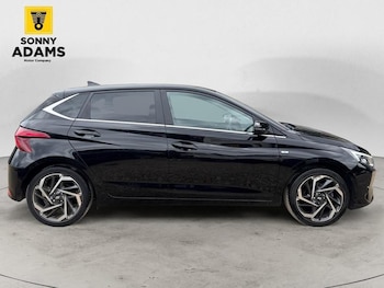 Used Hyundai i20 2023 for sale - 79313311: Photo