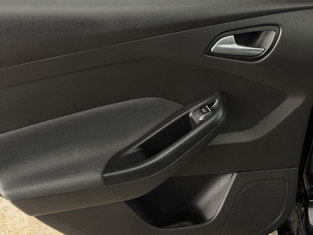 Used Ford Focus 2015 for sale - 77893728: Photo 16