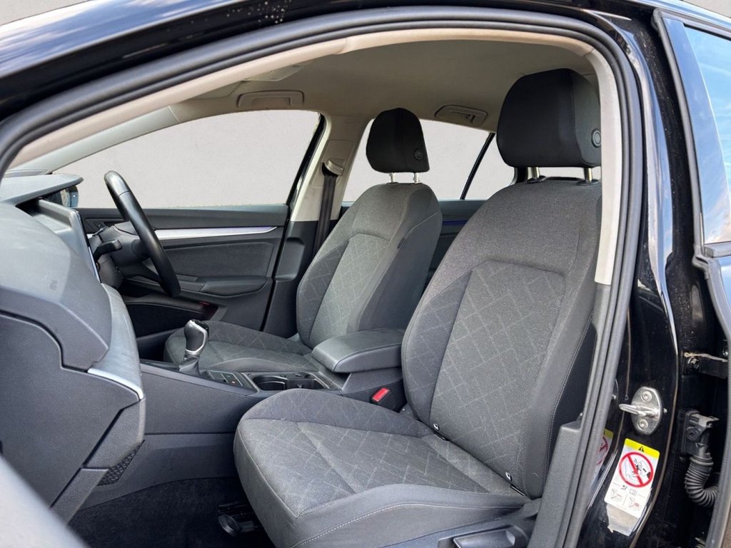 Used Volkswagen Golf 2024 for sale - 77470636: Photo 12