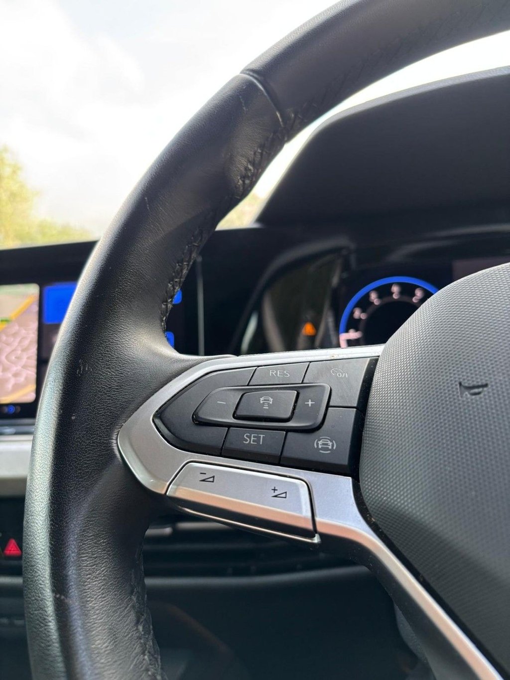 Used Volkswagen Golf 2024 for sale - 77470636: Photo 16