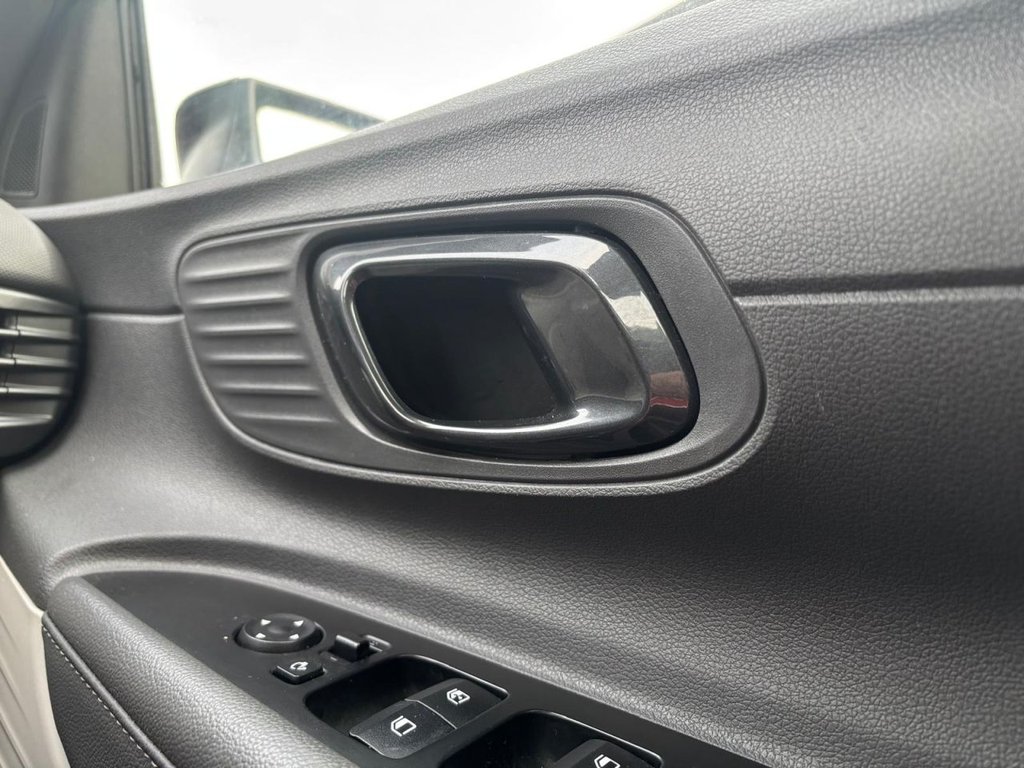 Used Hyundai BAYON 2023 for sale - 77369124: Photo 26