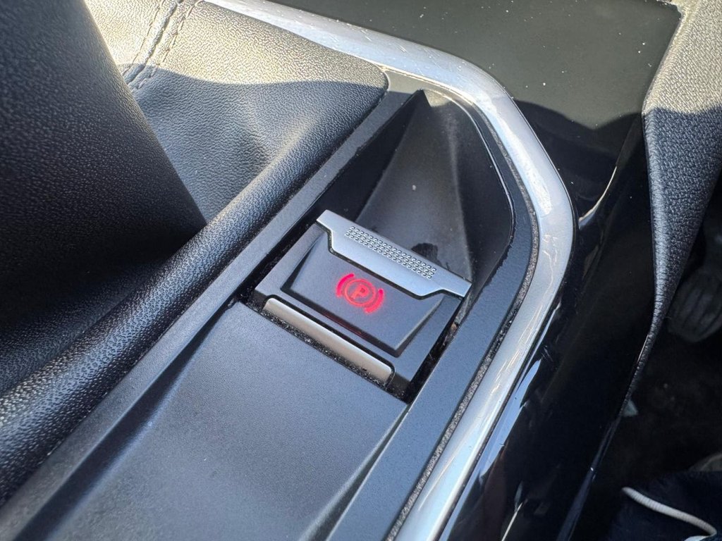 Used Peugeot 3008 2018 for sale - 78158456: Photo 26