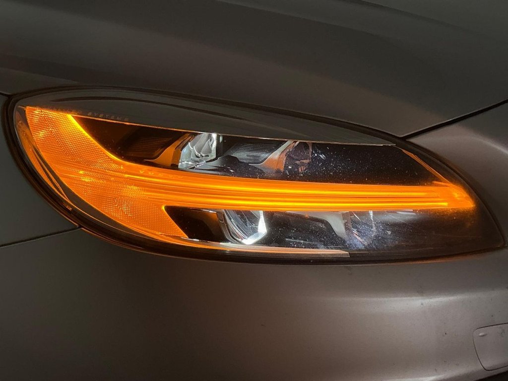 Used Volvo V40 Cross Country 2017 for sale - 77368913: Photo 12