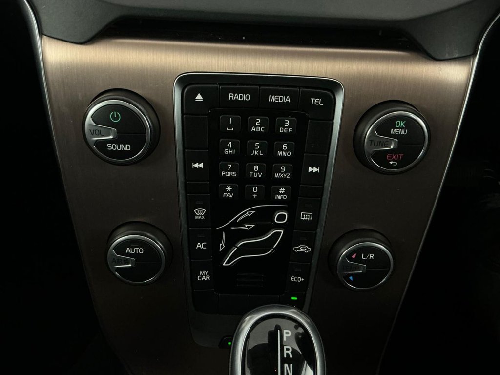 Used Volvo V40 Cross Country 2017 for sale - 77368913: Photo 28