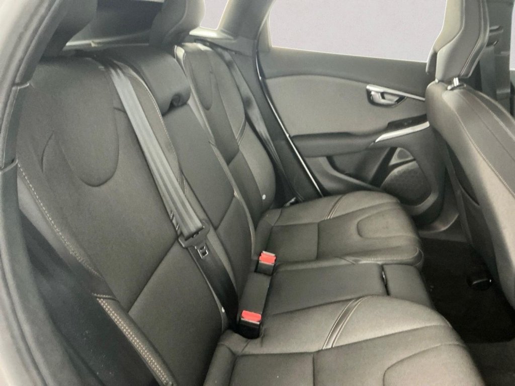 Used Volvo V40 Cross Country 2017 for sale - 77368913: Photo 33