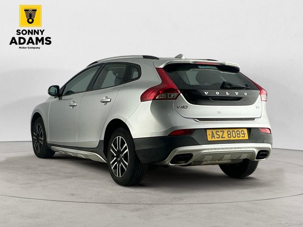 Used Volvo V40 Cross Country 2017 for sale - 77368913: Photo 7