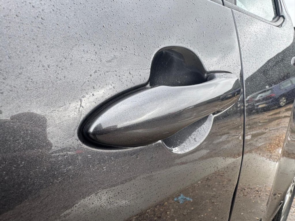 Used Toyota Yaris 2022 for sale - 77786056: Photo 34