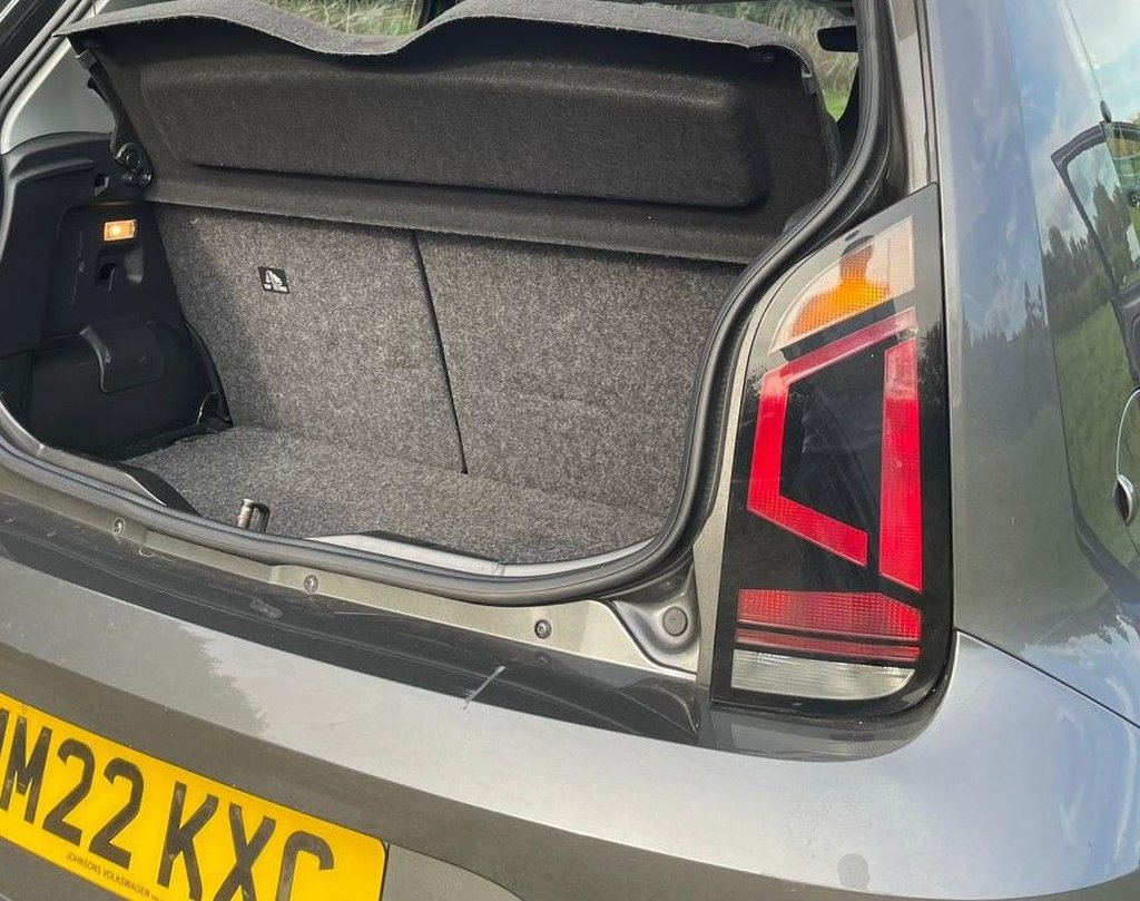 Used Volkswagen up! 2022 for sale - 77369157: Photo 28