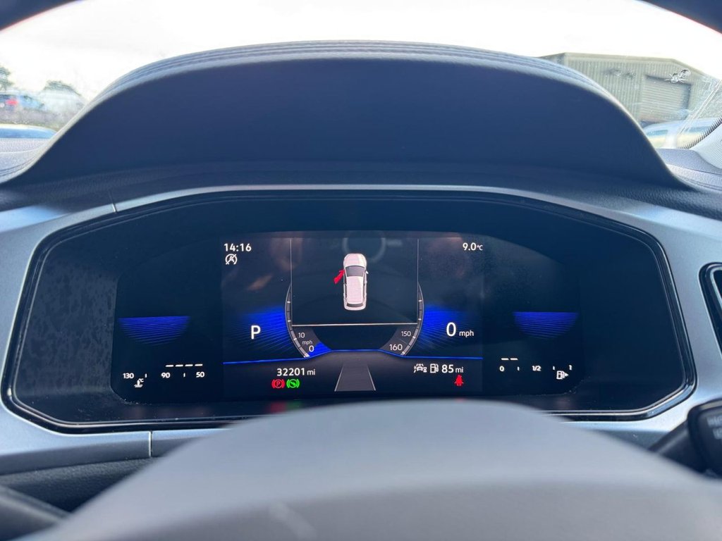 Used Volkswagen T-Roc 2022 for sale - 77369003: Photo 21