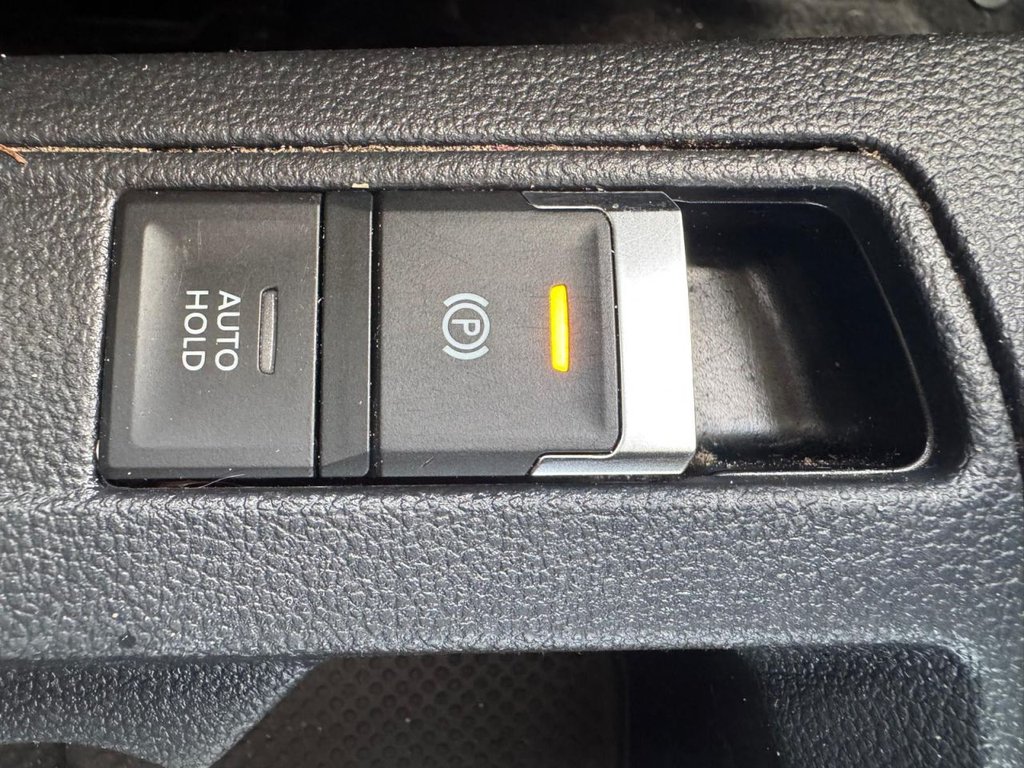 Used Volkswagen T-Roc 2022 for sale - 77369003: Photo 25