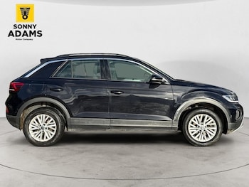 Used Volkswagen T-Roc 2022 for sale - 77369003: Photo