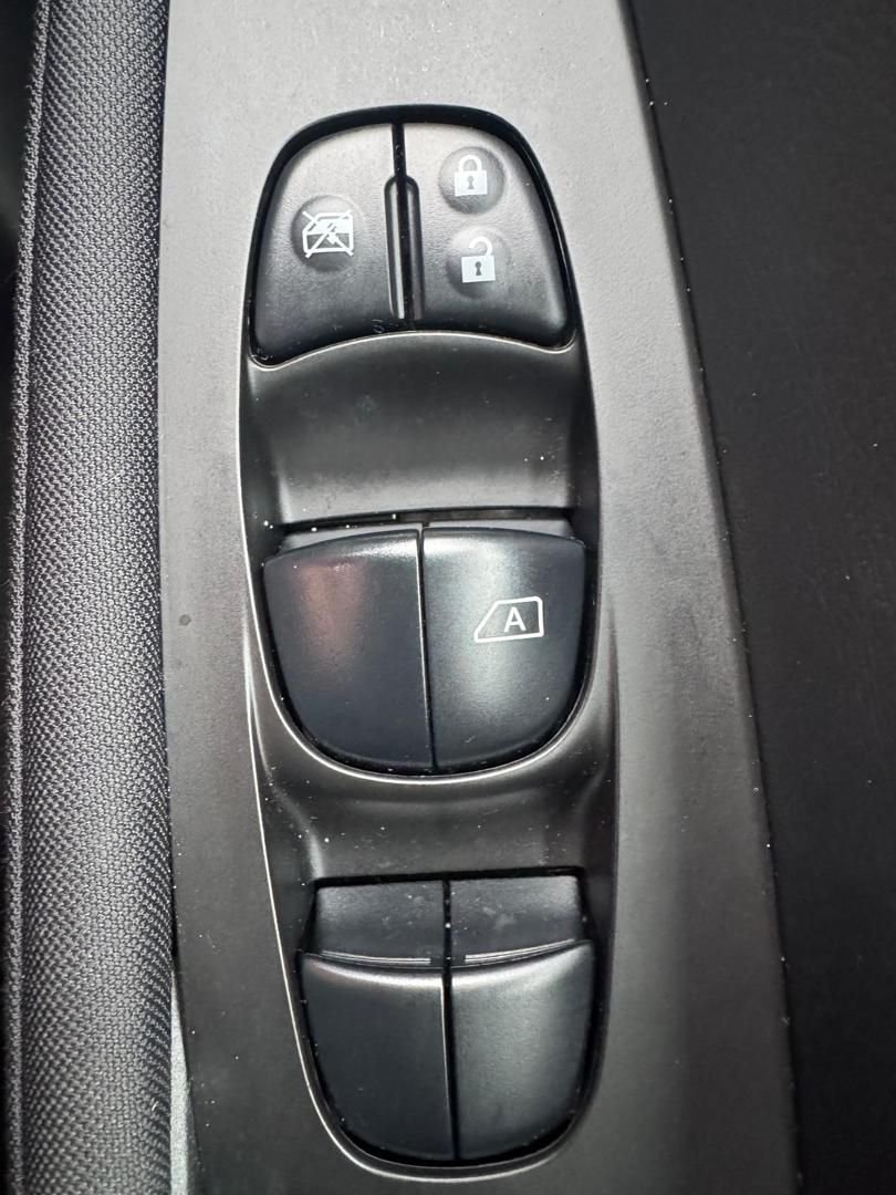 Used Nissan Leaf 2022 for sale - 77369081: Photo 22